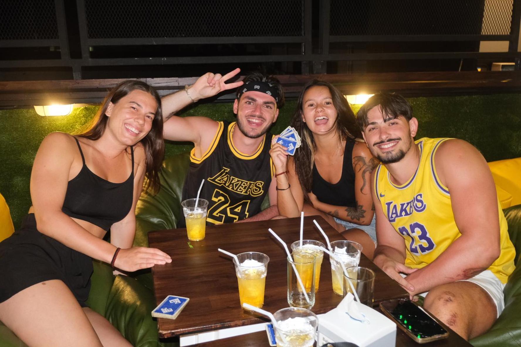 Balcony Party Hostel - 18-40 (Adults Only) Ao Nang Buitenkant foto